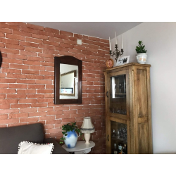 Imitacja cegły dekoracyjnej w kolorze brązowym