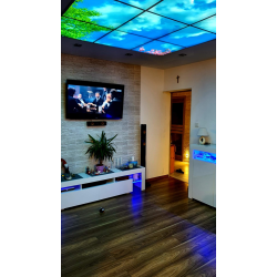 Kamień szary ułożony w pokoju dziennym od Petraart.