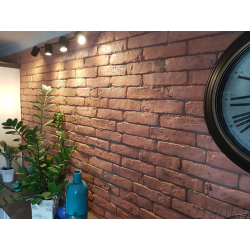 Cegła dekoracyjna powiew gotyku wypalony czekoladą – płytki ceglane do wnętrz